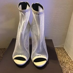 B Brian Atwood Heels